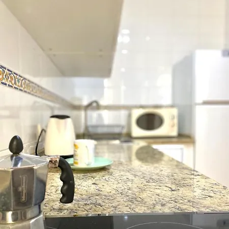 Superb In Downtown Of ,parking Optional, !! Apartment Seville