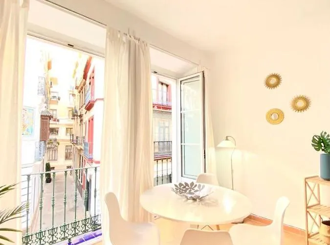 Lejlighed Superb In Downtown Of ,parking Optional, !! *